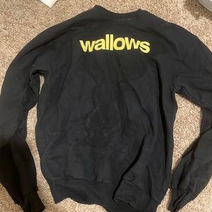 Official Wallows medium crewneck.